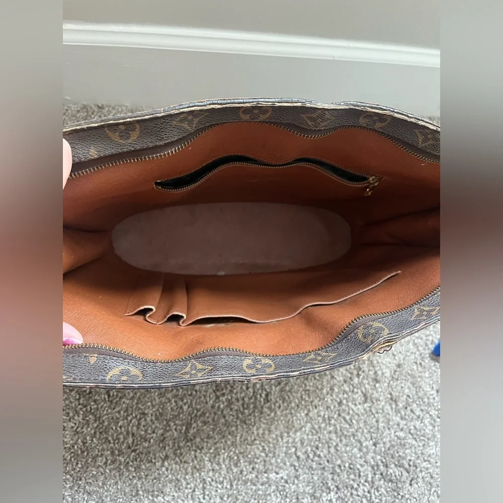 Authentic Louis Vuitton Monogram Babylone Purse - Picture 8 of 11